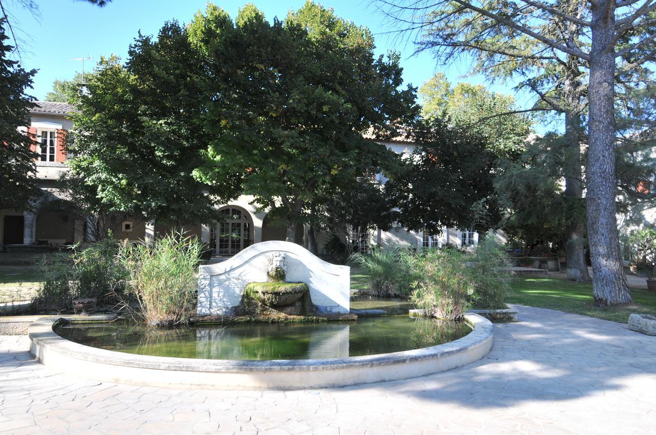 Domaine Du Grand Malherbes Hotel Marsillargues Exterior foto